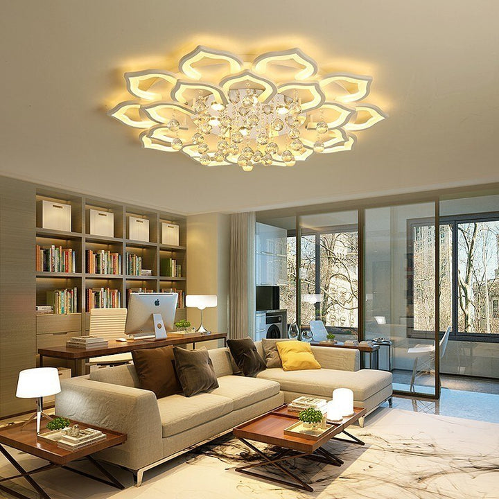 Moderne LED-Deckenleuchte, blütenförmig, warmweiß, Wohnzimmer, energiesparend.