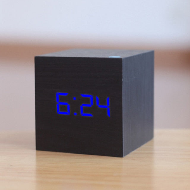Digitální LED budík – CubeGlow