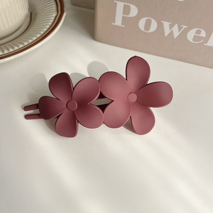 Rosa Haarspange Blumenform, Kunststoff, modisches Accessoire, Haarschmuck für Damen.