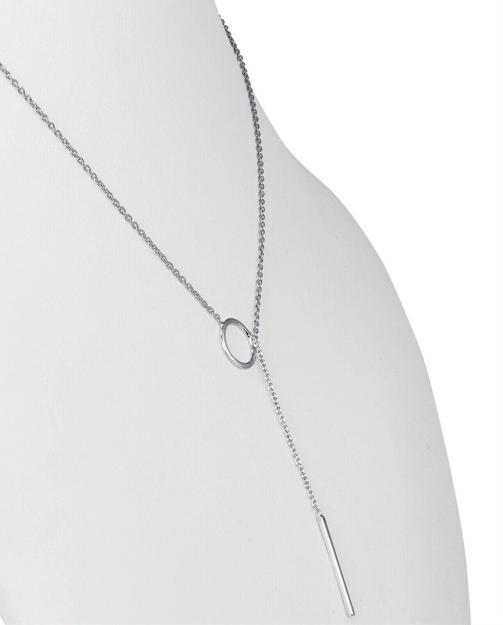 Silberne Y-Halskette mit Kreis- und Stabanhänger, eleganter Schmuck für Damen.