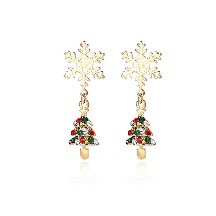 Goldene Ohrringe Schneeflocke Weihnachtsbaum, bunte Kristalle, festlicher Schmuck.