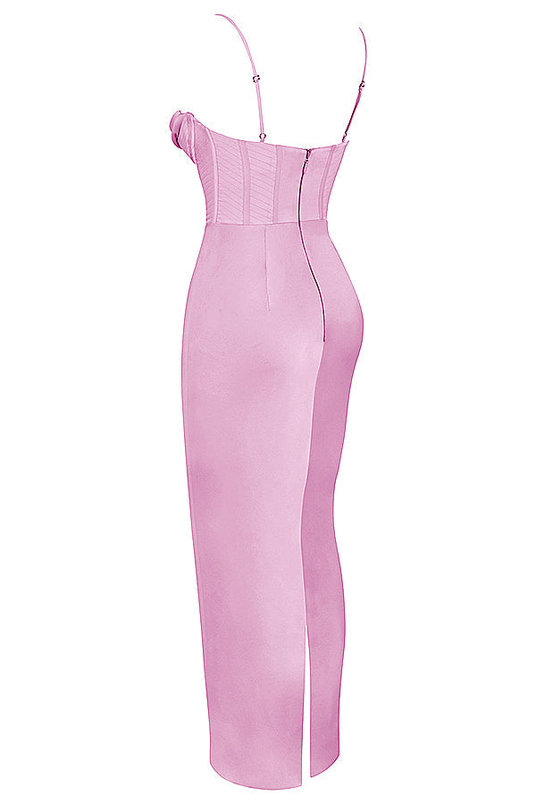 Rosa Satin-Corsagenkleid mit Spaghettiträgern, figurbetont, elegantes Abendkleid, Rückansicht.