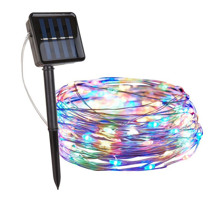 Solarbetriebene LED-Lichterkette, mehrfarbig, für Außenbereich, mit Solarpanel.