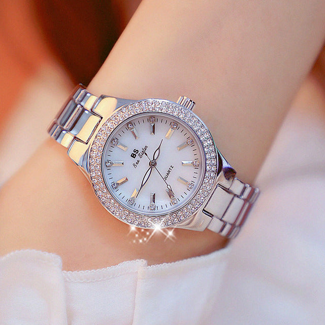 Dámské quartz hodinky s lesklým povrchem – Esmée