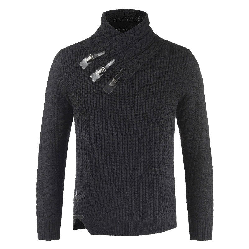 Schwarzer Strickpullover mit hohem Kragen und Schnallen, Herrenmode, Winterkleidung.