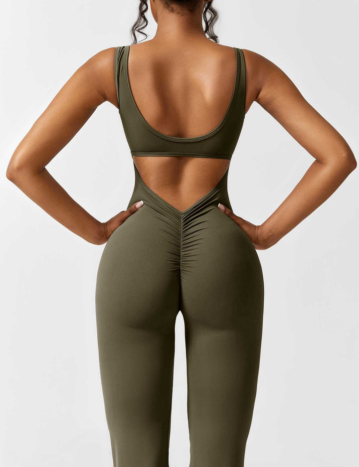 Jumpsuit bez zad s rozšířenými nohavicemi – Liv