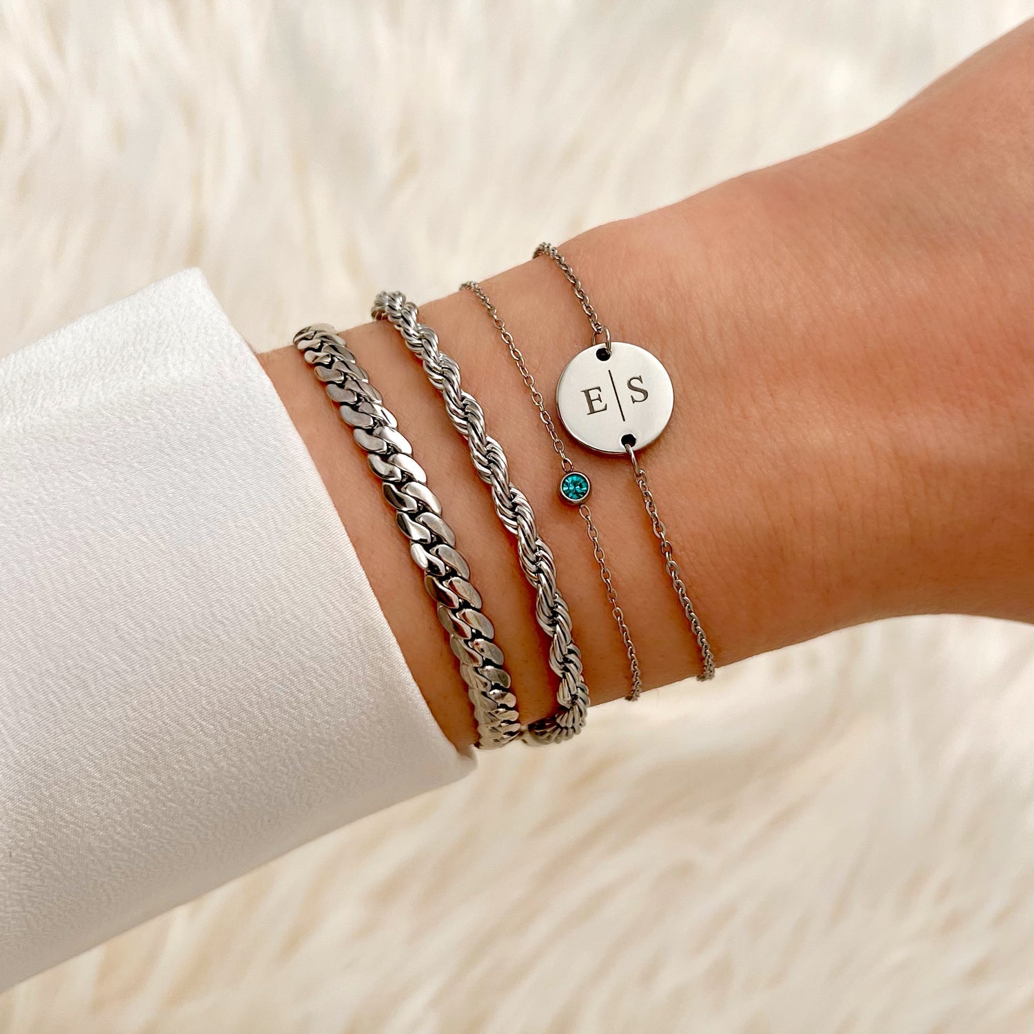 Silberne Armbänder-Set mit Geburtsstein, personalisiert, modisch, Damenarmband, Schmuck.