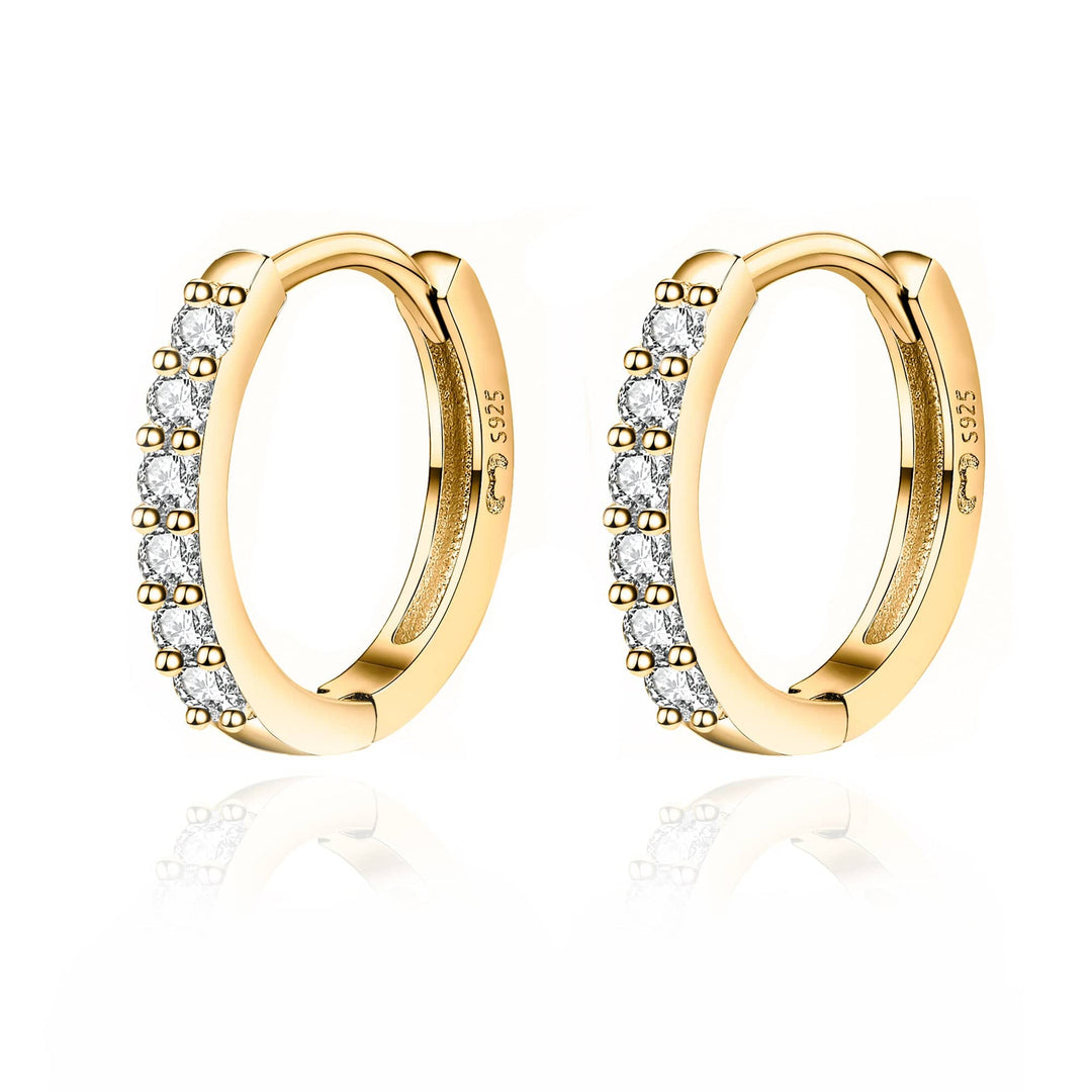 Goldene Zirkon-Ohrringe, kreisförmig, 925er Silber, funkelnder Schmuck, elegantes Design.